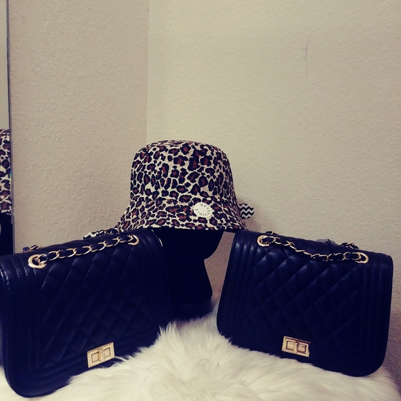 Leopard ๐ Cotton Bucket Hat - Picture 12 of 12